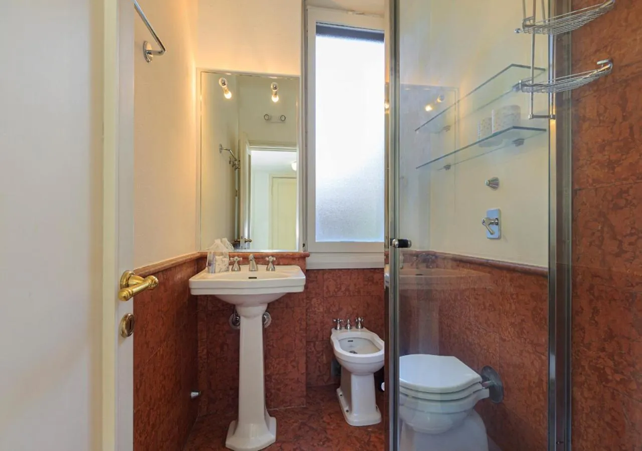 Appartement Favoloso Appartamento A Pochi Minuti Dal Duomo Milaan